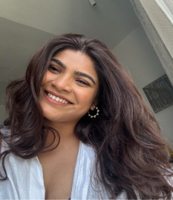 Drishti Parekh Hindi Assistant Director