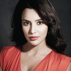 Tamil Movie Actress Priya Anand
