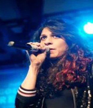 Hindi Singer Shazneen Arethna