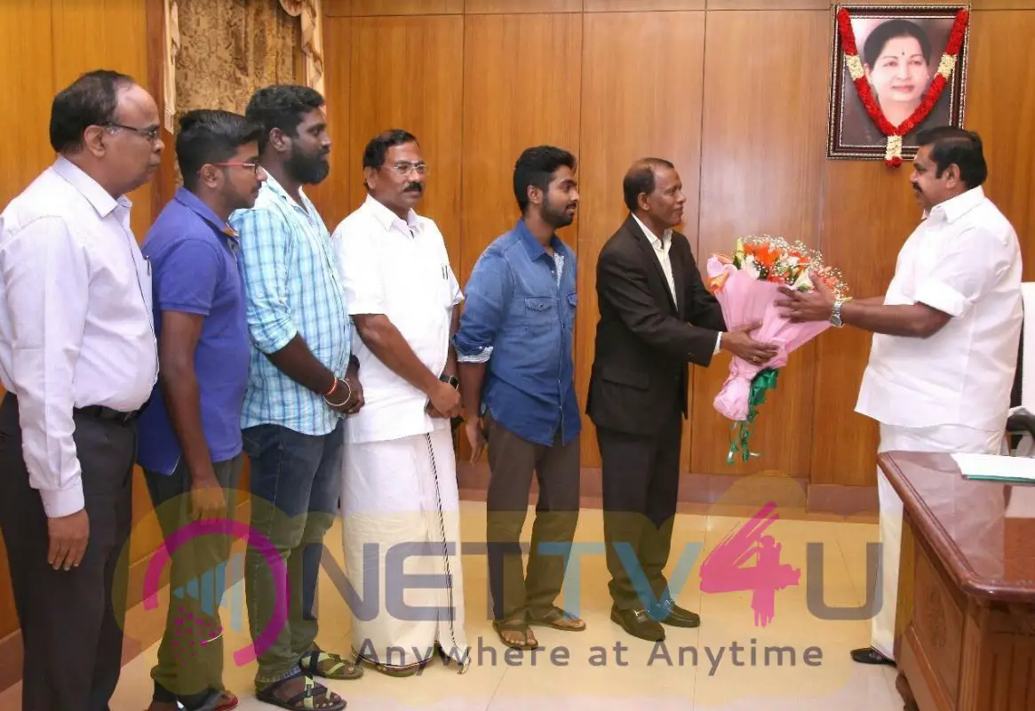 Actor & Composer GV Prakash Meets Tamil Nadu CM Edappadi K Palaniswami Pic Tamil Gallery