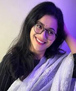 Hindi Youtuber Nidhi Narwal