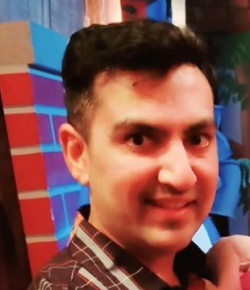 Usman Rizvi Urdu Director