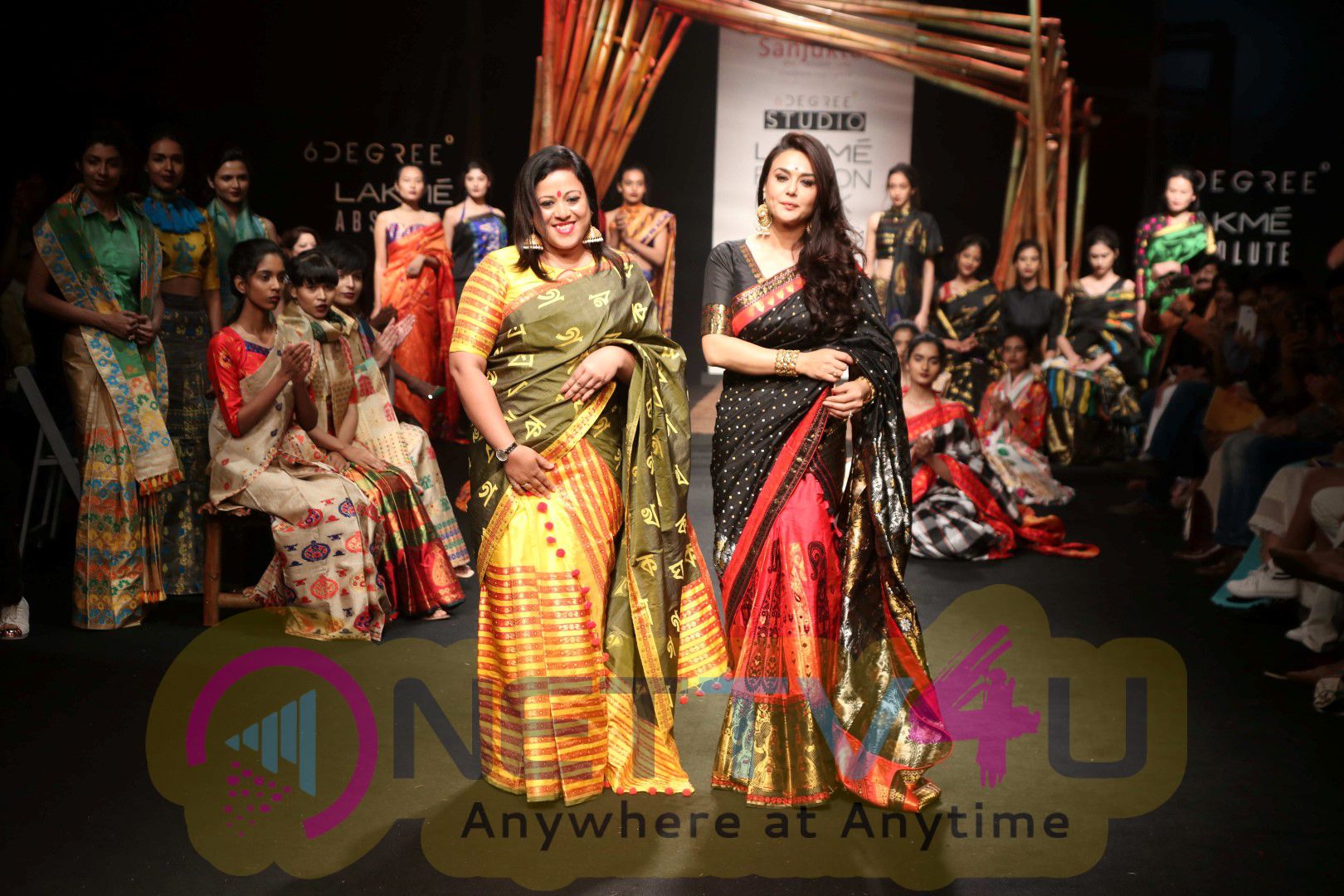 Preity Zinta Showstopper At LFW Summer / Resort 2017 Photos Hindi Gallery