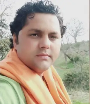 Pahari Singer Pammi Thakur