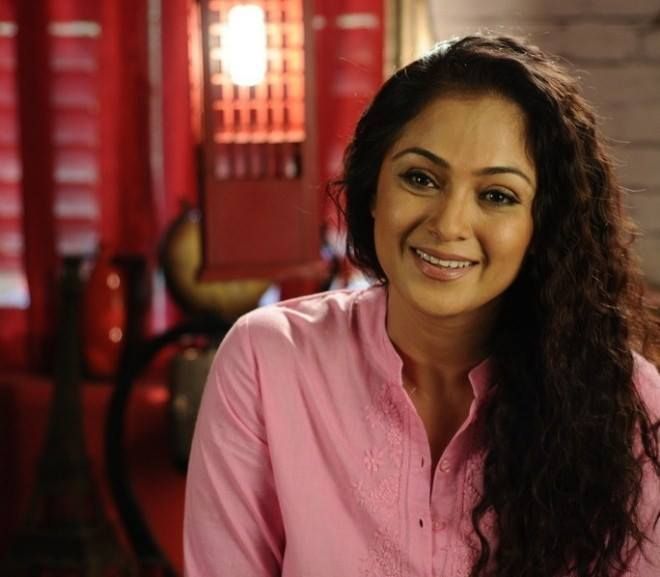 Actress Simran Lovely Images Tamil Gallery