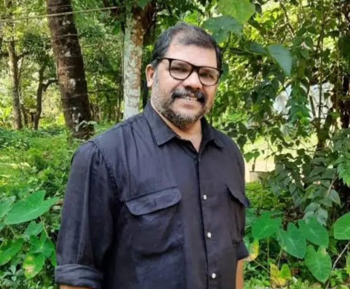 Malayalam Actor Rajesh Azhikkodan