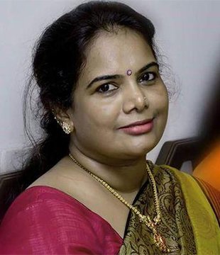 Kollywood News Reader Yamini Chandrasekar Biography, News, Photos ...