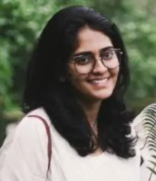 Hindi Creative Director Aayushi Kumar