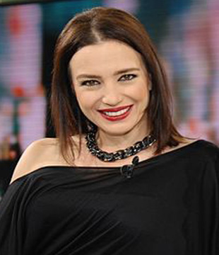 English Tv Actress Deniz Ugur