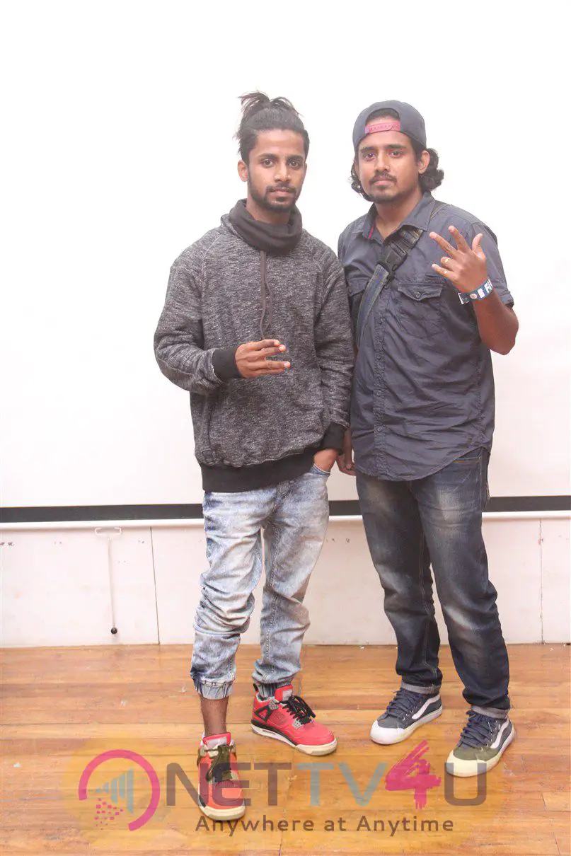 Sensuous Photos Of Hip Hop And Freestyle Dance By B Five Jam  Tamil Gallery