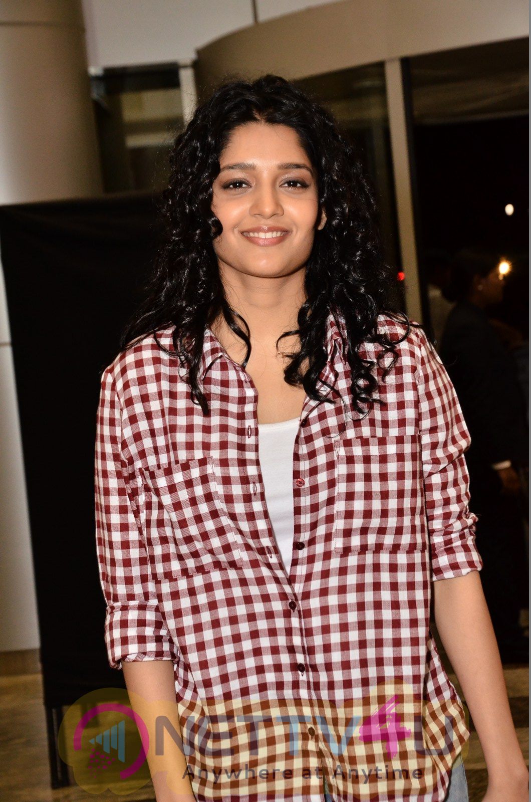 Actress Ritika Singh Latest Cute Stills Telugu Gallery