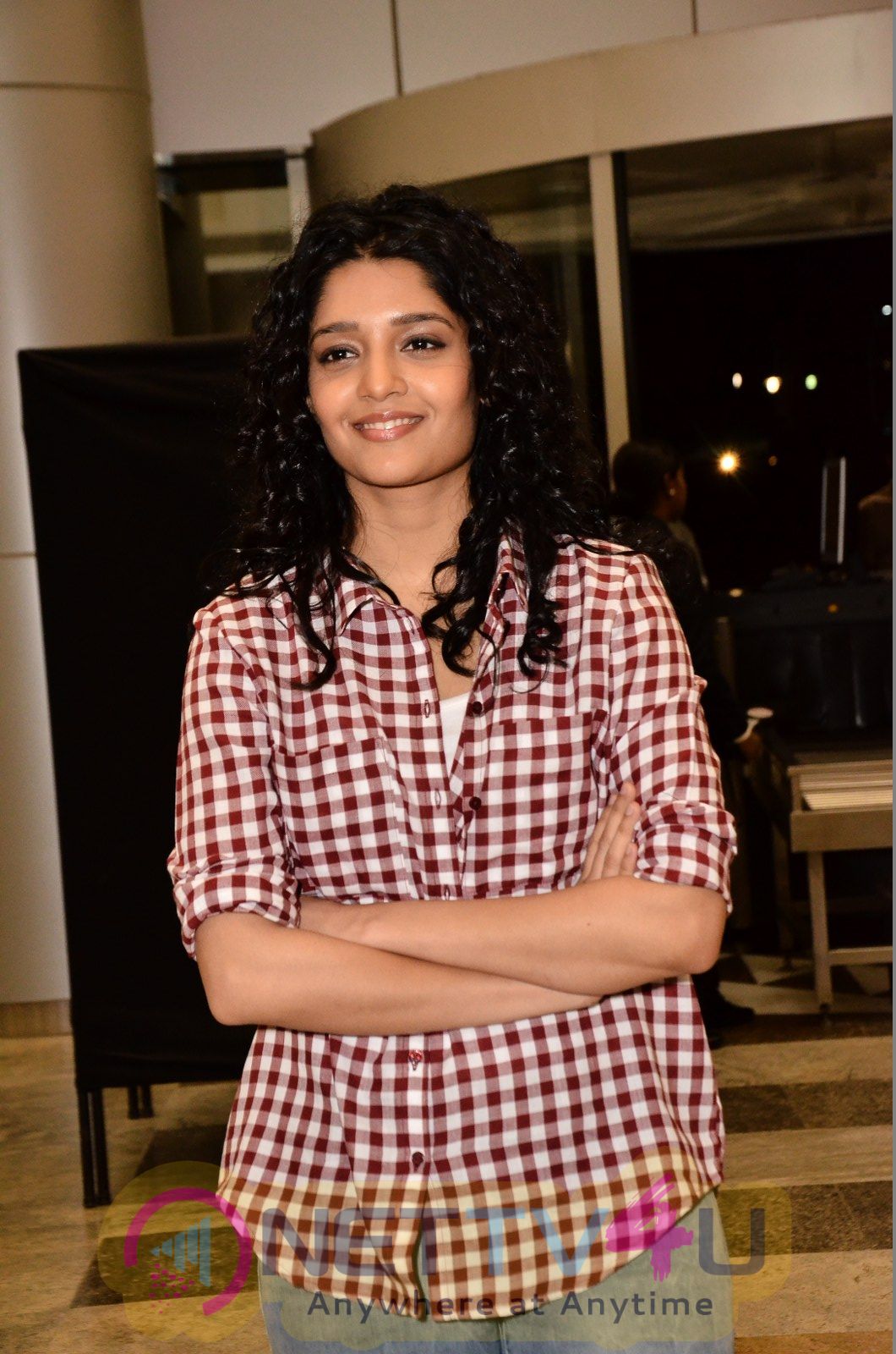 Actress Ritika Singh Latest Cute Stills Telugu Gallery