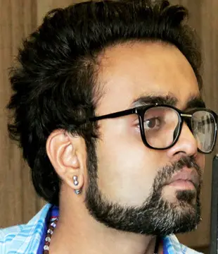 Gujarati Director Rahul Thummar