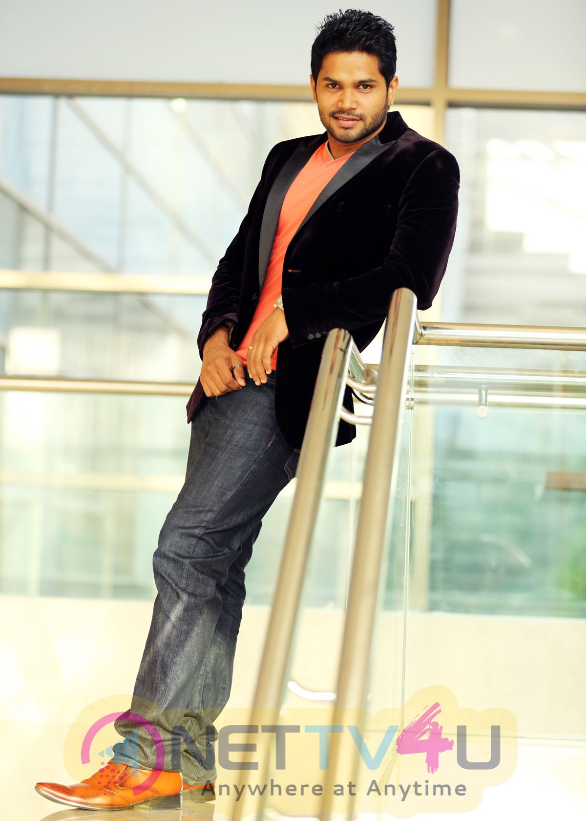 Actor Yashmith Good Looking Images Tamil Gallery