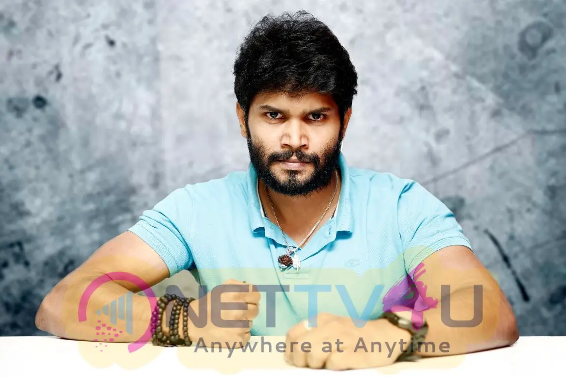 Actor Yashmith Good Looking Images Tamil Gallery