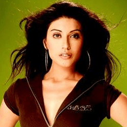 Aushima Sawhney Hindi Model