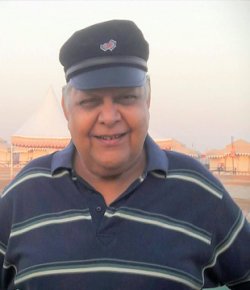 Dinker Jani Hindi Director