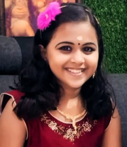 Harichandana Naduvannur Malayalam Singer