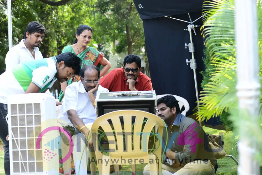SriValli Telugu Movie Working Stills Telugu Gallery