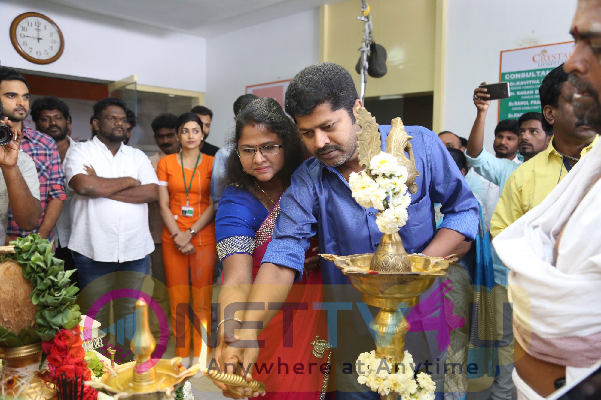 Celebrated Stills Of The Team Nenjamellam Kadhal Pooja Tamil Gallery