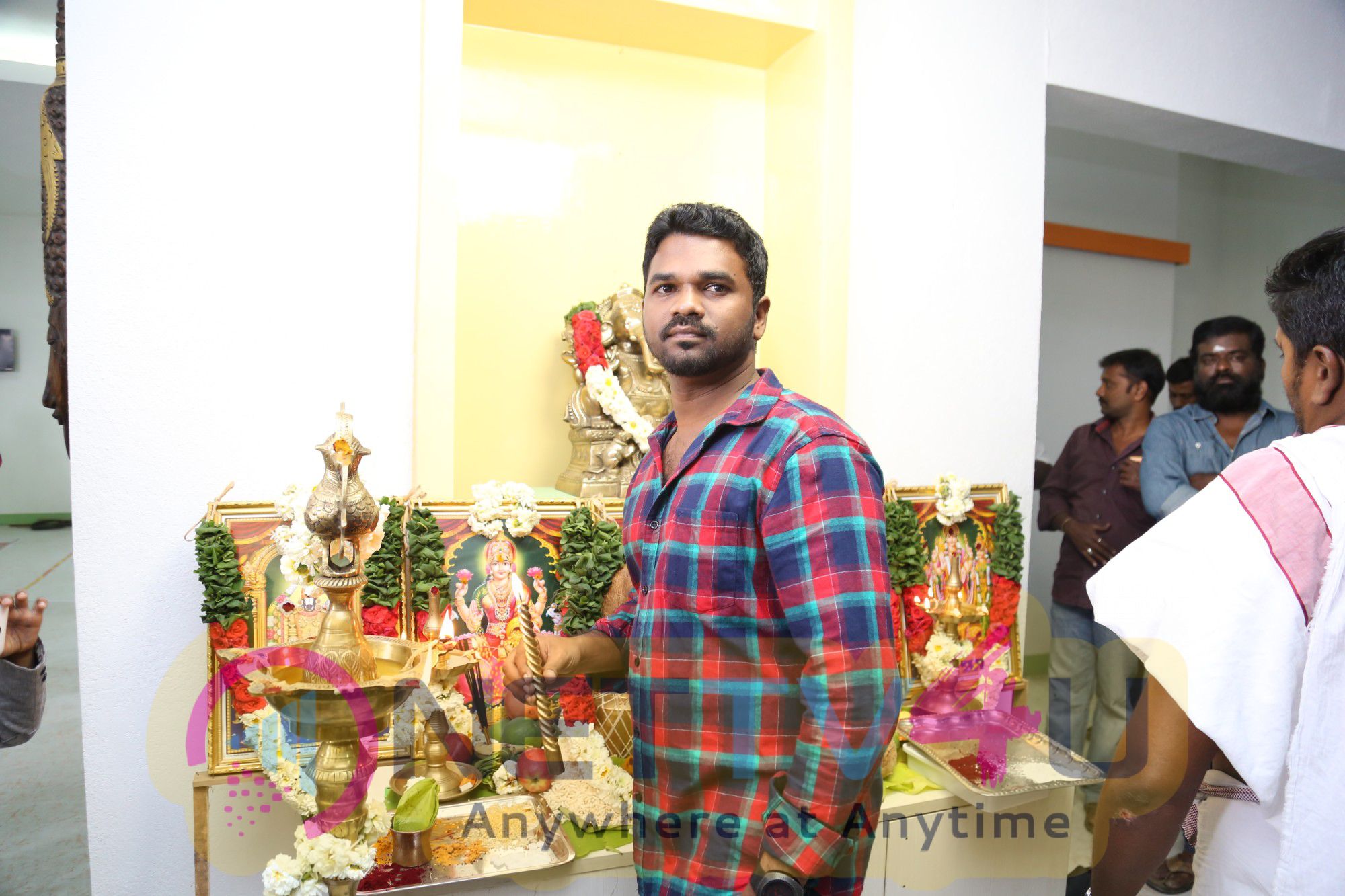 Celebrated Stills Of The Team Nenjamellam Kadhal Pooja Tamil Gallery