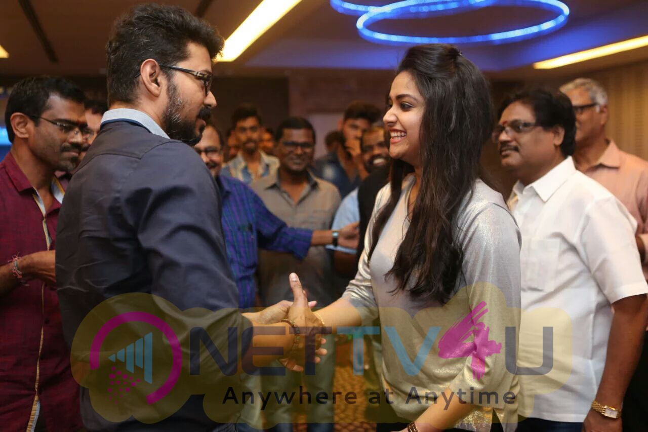 Dazzling Photos Of Ilayathalapathy Vijay Who Gifted Gold Chains To Bairavaa Team At Bairavaa Success Celebration Tamil Gallery