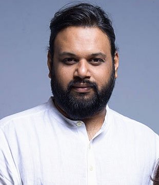 Hindi Director Nilesh Maniyar