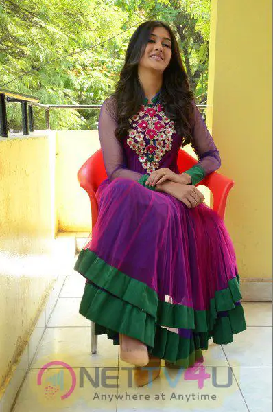 Actress Pooja New Adorable Photos Telugu Gallery