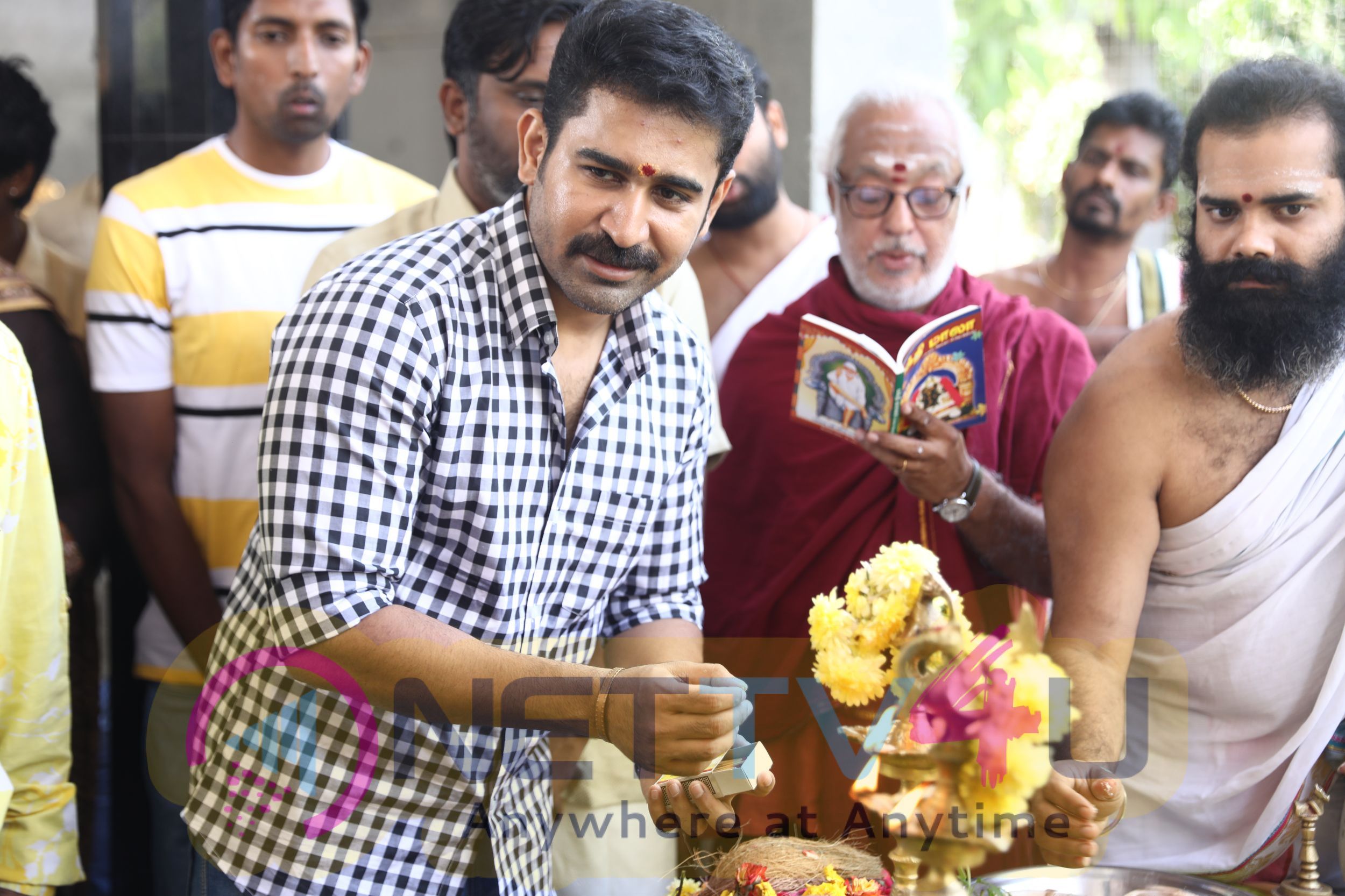 Fatima Vijay Antony Photos Hd Pictures Gallery Of Fatima Vijay Antony