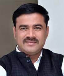 Ramesh S Paravinaikar Kannada Director