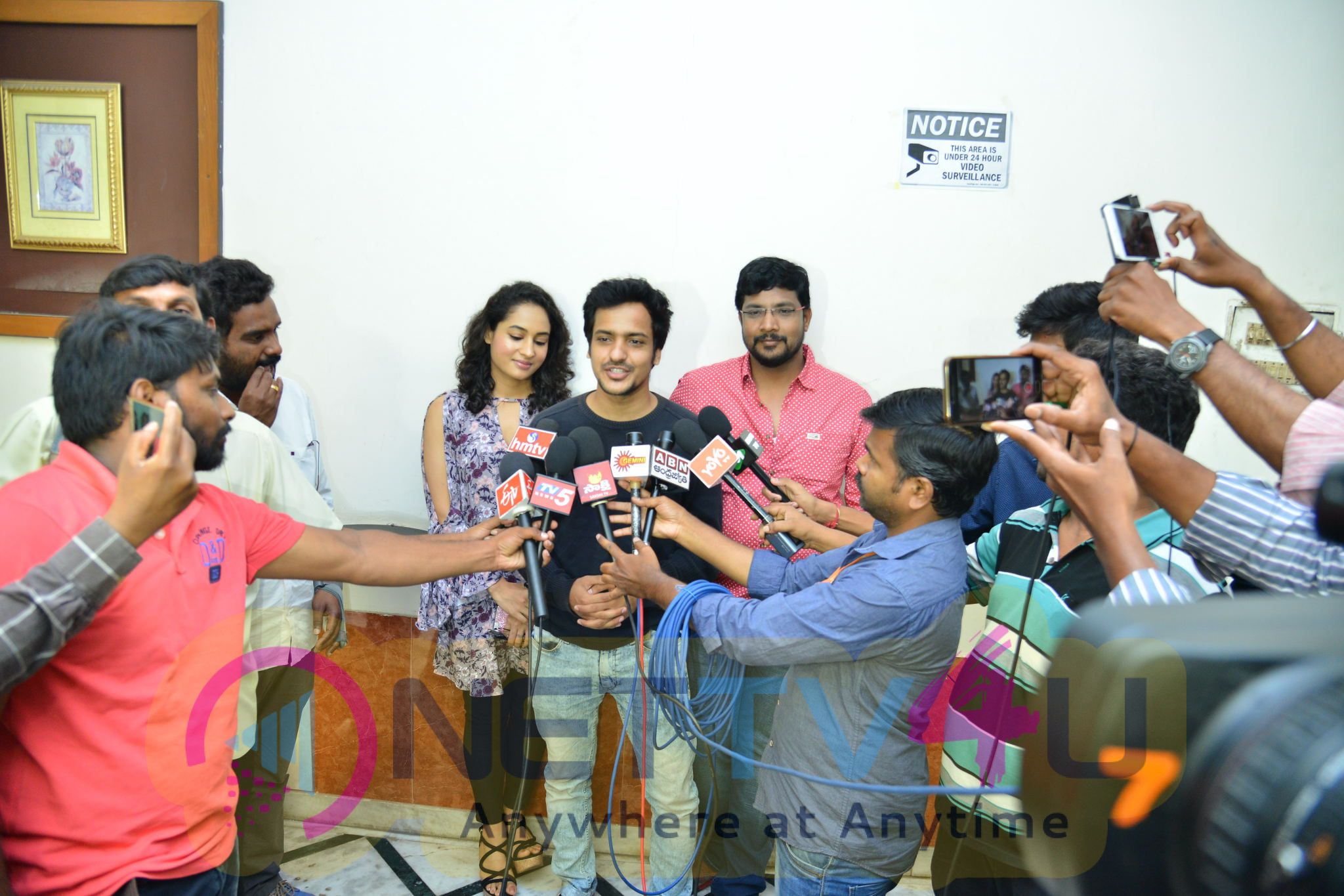 Inthalo Ennenni Vinthalo Movie Team At Sri Mayuri Theatre Telugu Gallery