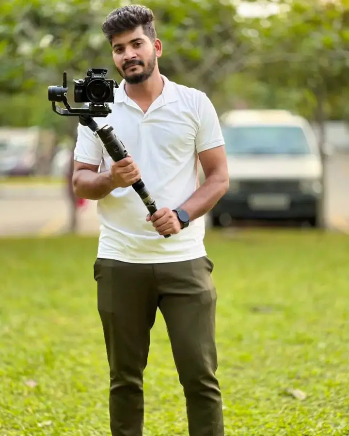 Malayalam Cameraman Akhil Davis