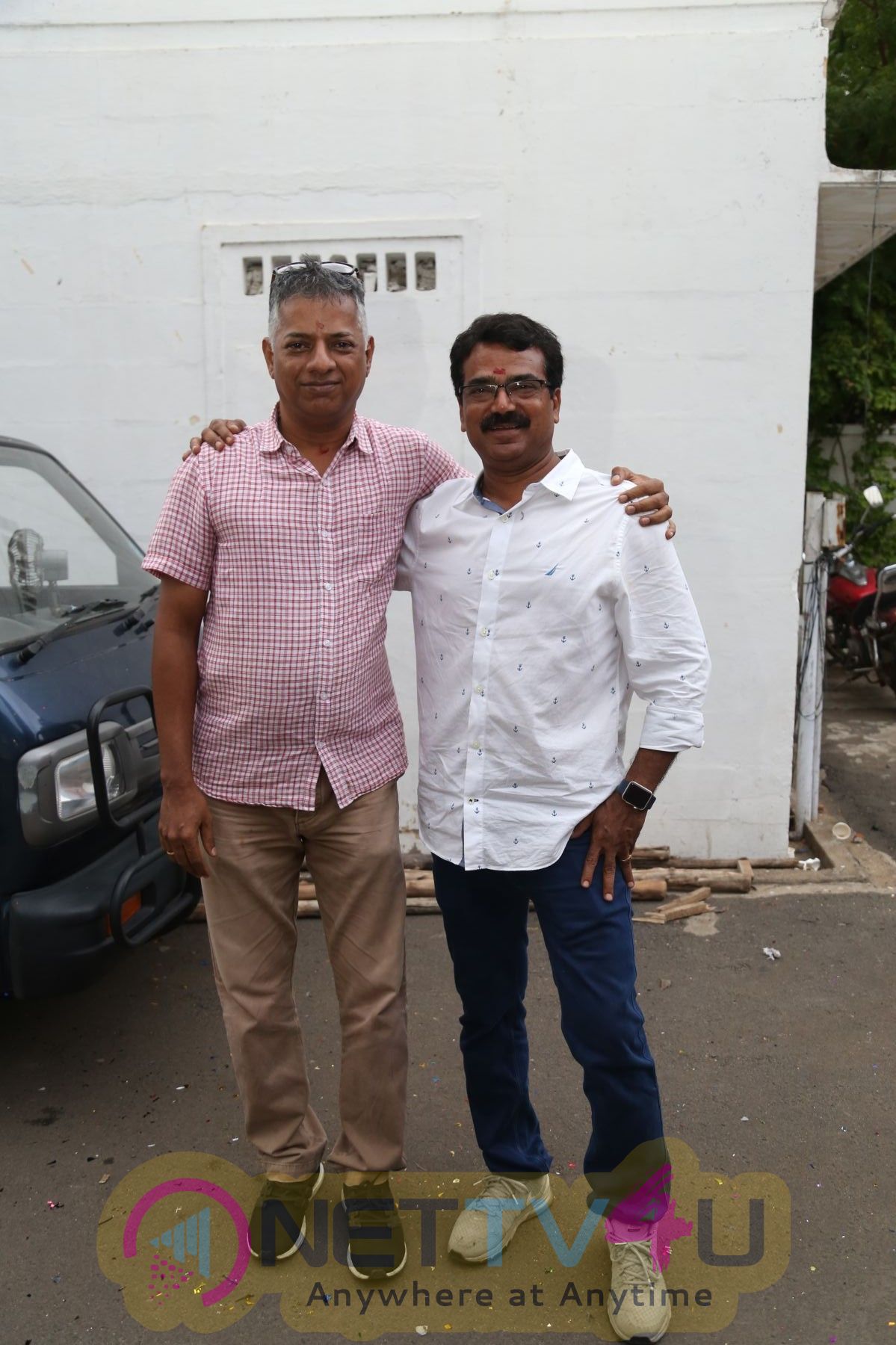 100 Percent Kaadhal Movie Shooting Completed Event Stills Tamil Gallery