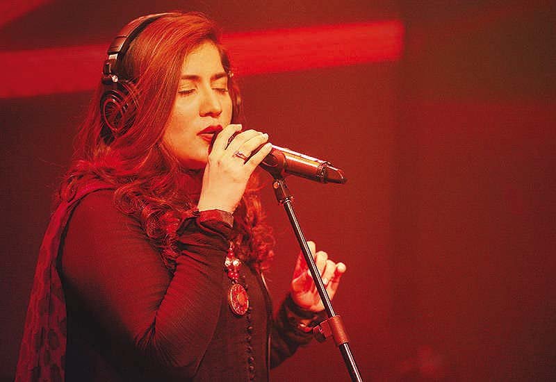 Urdu Singer Samra Khan