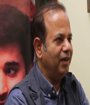 Urdu Director Farooq Rind