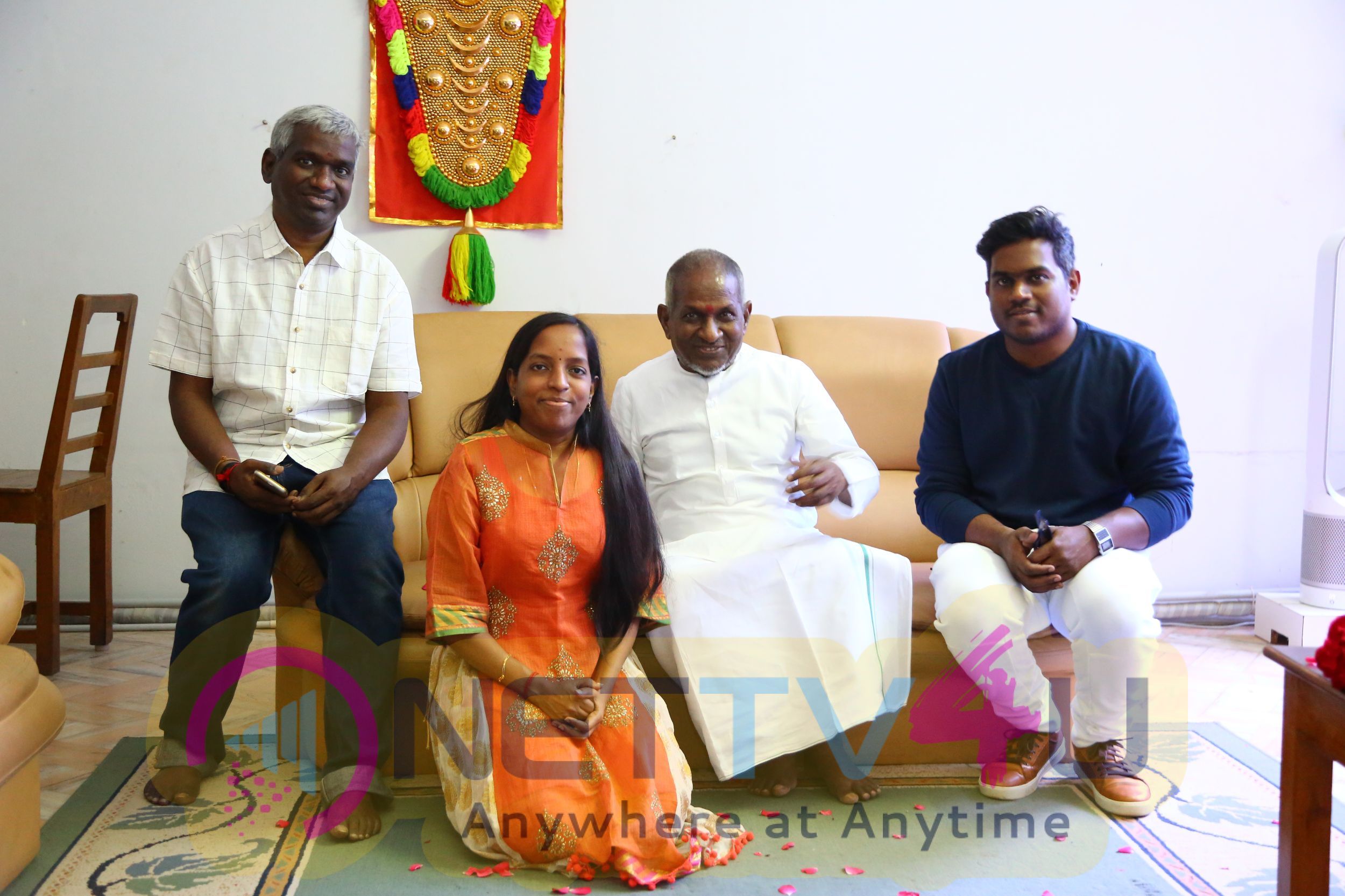 Yuvan Shankar Raja Meets Isaignani Ilaiyaraaja Images Tamil Gallery