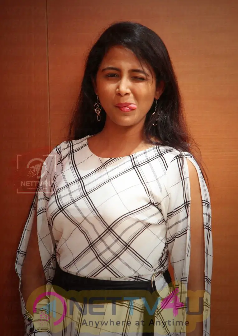 Actress Subiksha Exclusive Interview Images Tamil Gallery