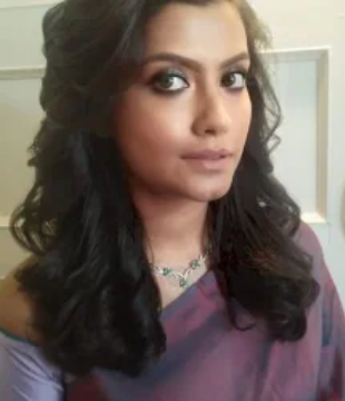 Bengali Makeup Artist Bithika Benia