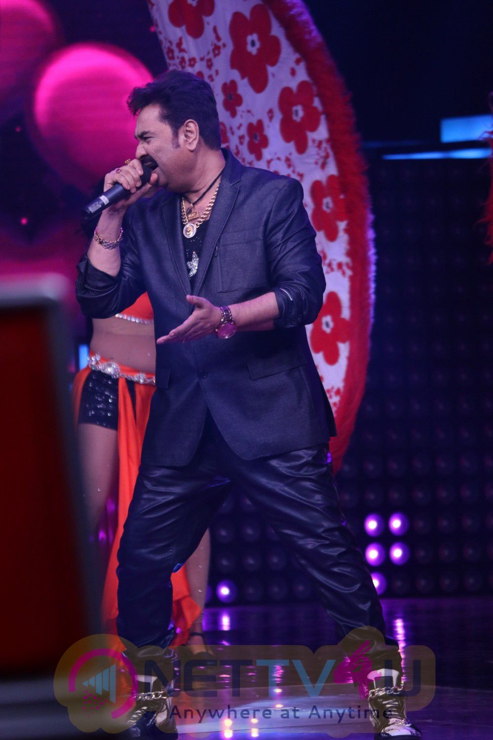 Kumar Sanu & Alka Yagnik At Semi Finale Of The Voice India Season 2 Stills Hindi Gallery
