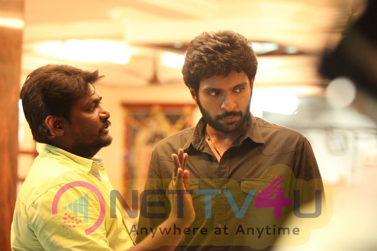 Sathriyan Movie Shooting Spot Stills Tamil Gallery