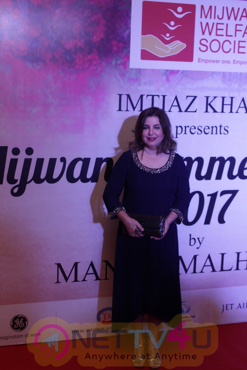 Shabana Azmi Host Mijwan-Summer 2017 Show With Showstopper Shah Rukh Khan & Anushka Sharma Excellent Stills Hindi Gallery