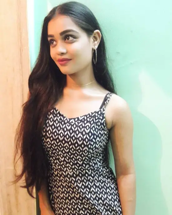 Hindi Actress Sapna Devalkar