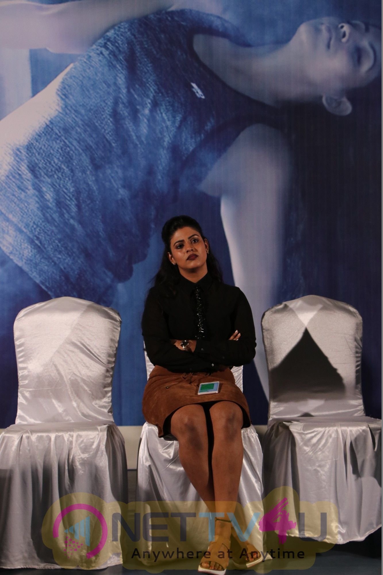 Actress Iniya Lovely Stills Malayalam Gallery