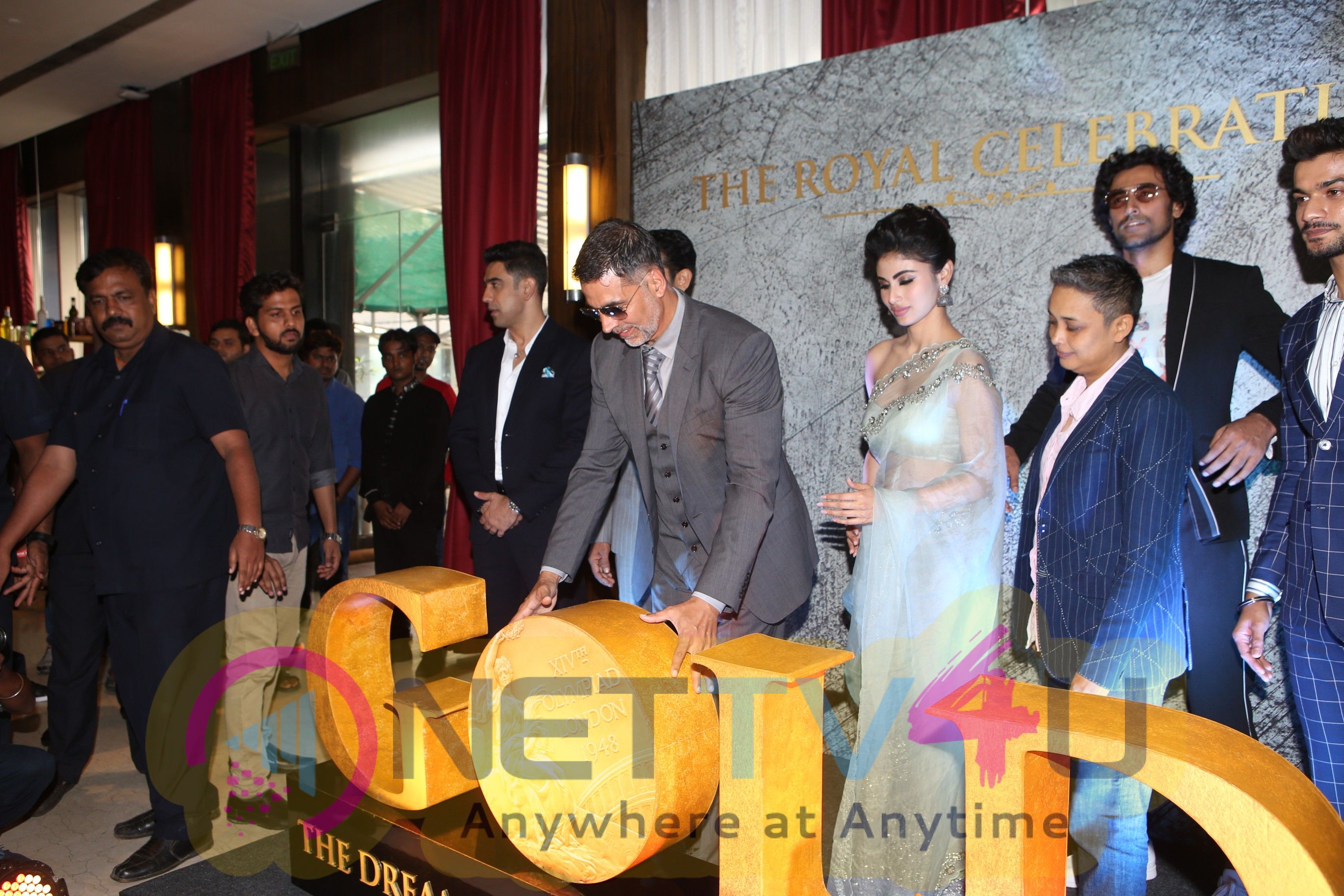 Film Gold Event In Novotel Mumbai Pics Hindi Gallery