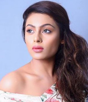 Hindi Tv Actress Rishika Nag