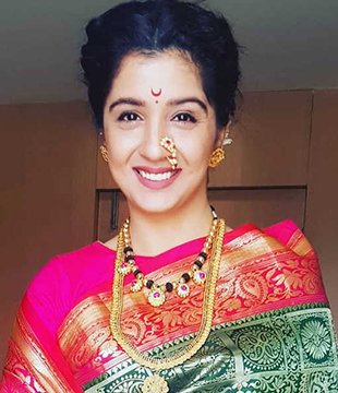 Hindi Movie Actress Snehlata Vasaikar