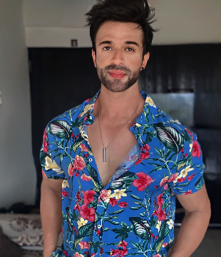 Hindi Movie Actor Maitrik Thakkar