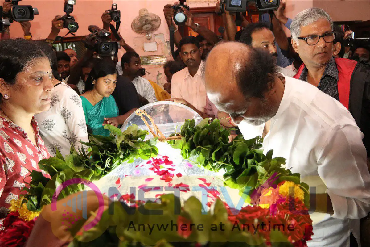 Celebrities Condolence For Veteran Actor Cho Ramaswamy Demise Tamil Gallery