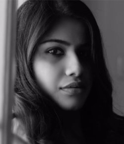 Priya Rathnakumar Tamil TV-Actress