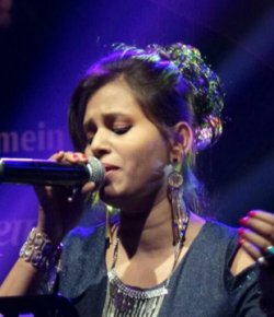 Akanksha Nagarkar Hindi Singer